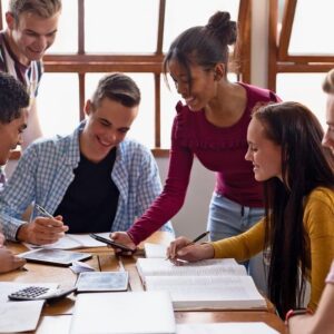 How To Use Writing Tools for Students To Crush Group Work